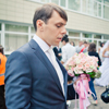 Жених сосредоточен